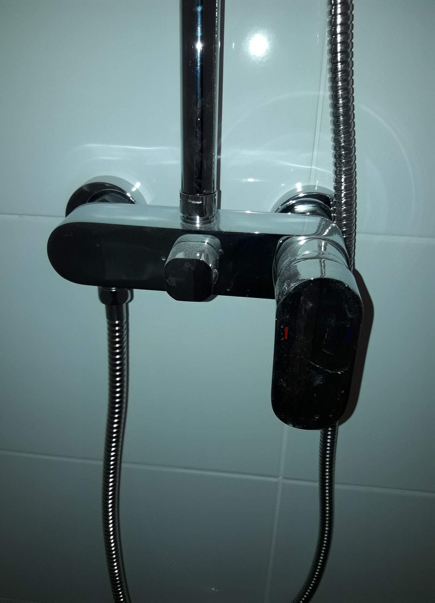 Remplacement du mitigeur de douche à Cabries.