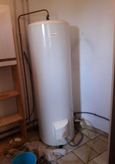 Remplacement du chauffe eau électrique 300 litres à Mimet.