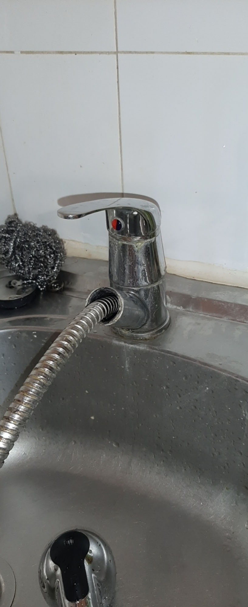 Remplacement robinet evier aix en provence